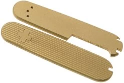 Daily Customs 91.2+ Labyrinth Pattern, Brass P10009003 Cachas Victorinox